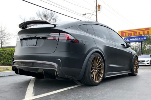 Tesla Model X karbonfiber body kit