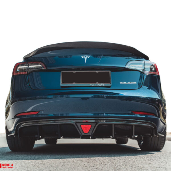 Tesla model 3 karbonfiber body kit